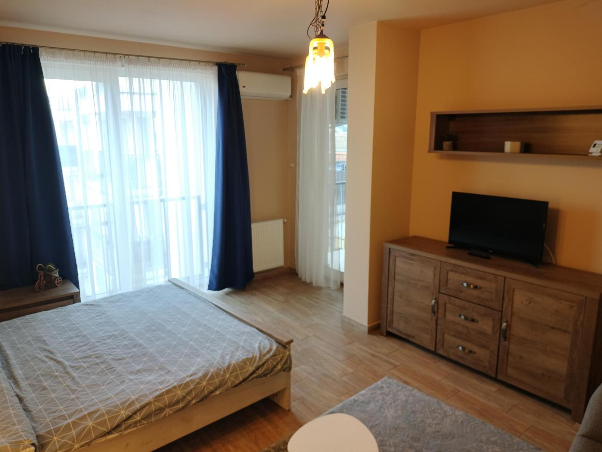 Central Apartment In Mihai Viteazu Square Cluj Napoca Bagian luar foto