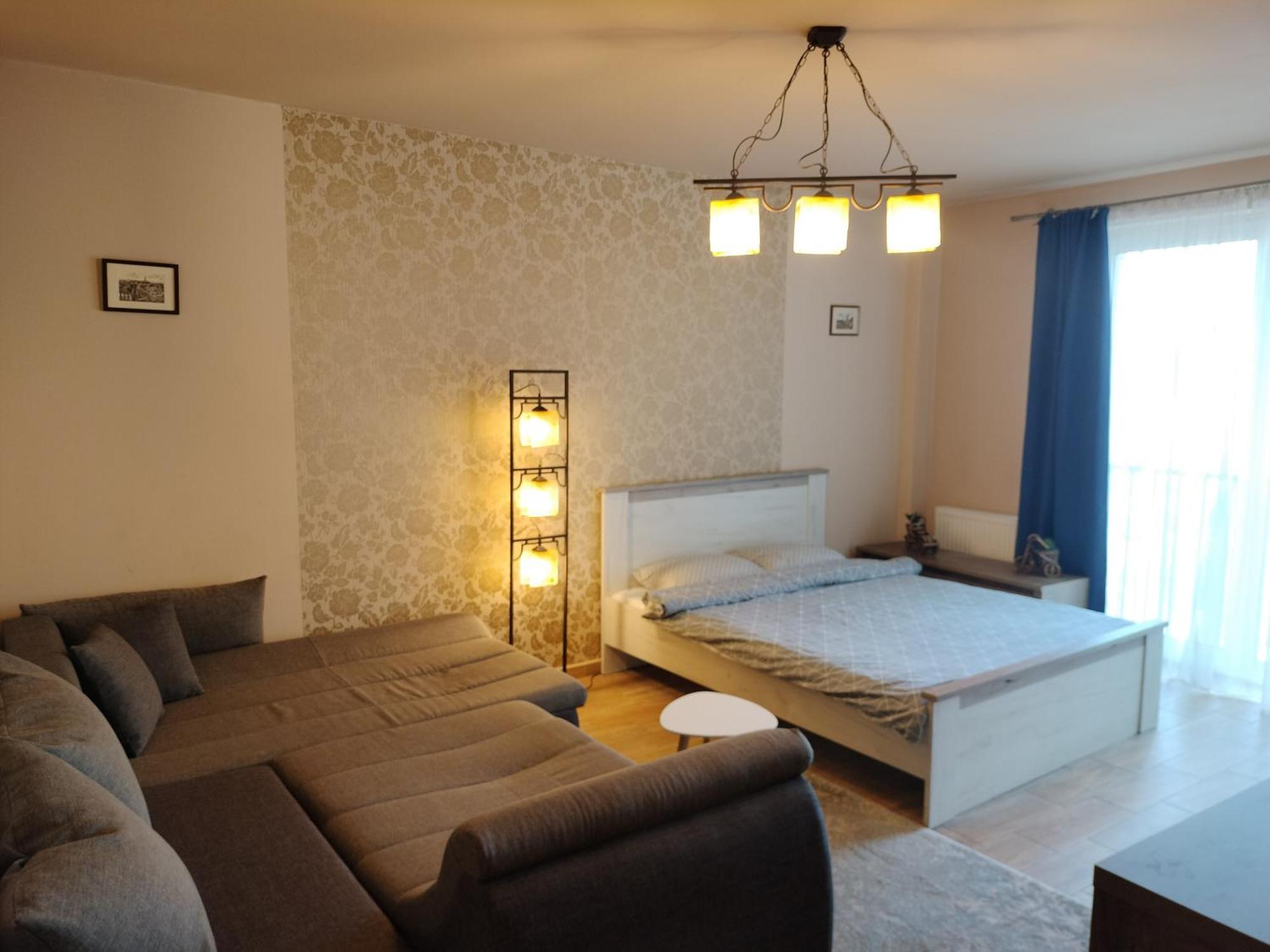 Central Apartment In Mihai Viteazu Square Cluj Napoca Bagian luar foto